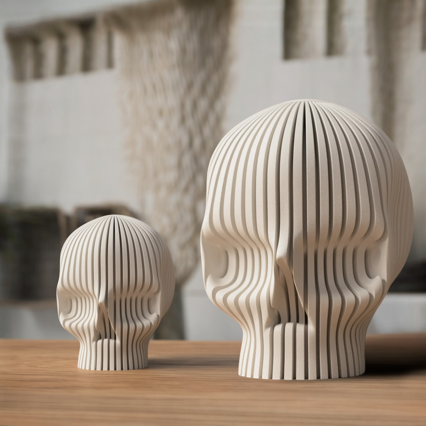 SKULVÉA – Skulpturaler Design-Schädel mit organischer Rillenstruktur